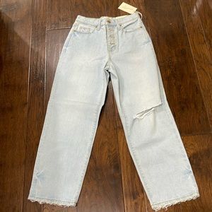 Universal Thread Denim Straight Leg Jeans